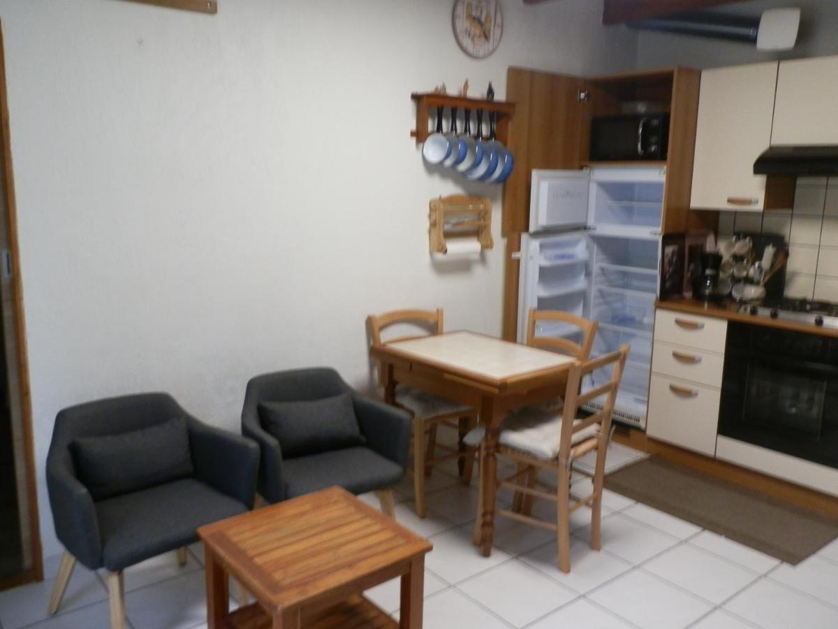Pitchou,location uniquement à la semaine , du samedi 12h au samedi 10h Apartamento Cassis Exterior foto
