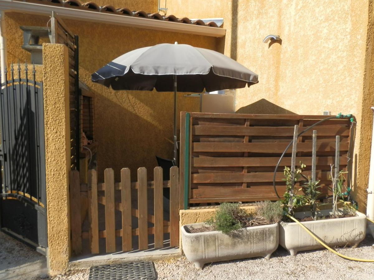 Pitchou,location uniquement à la semaine , du samedi 12h au samedi 10h Apartamento Cassis Exterior foto
